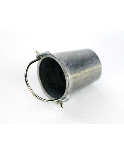 Ведро металлическое в масштабе 1/16