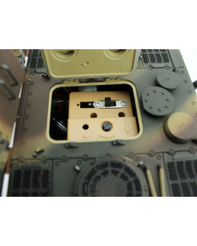 Р/У танк Torro Jagdtiger (Metal Edition) 1/16 2.4G, ВВ-пушка, деревянная коробка