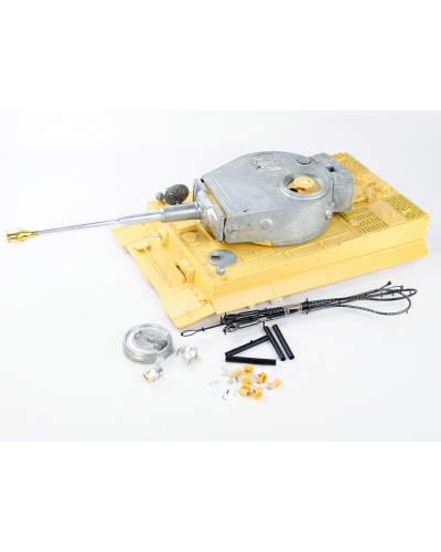 Металлическая башня с пластиковым корпусом с ИК-пушкой (без инфракракр. приемн.)