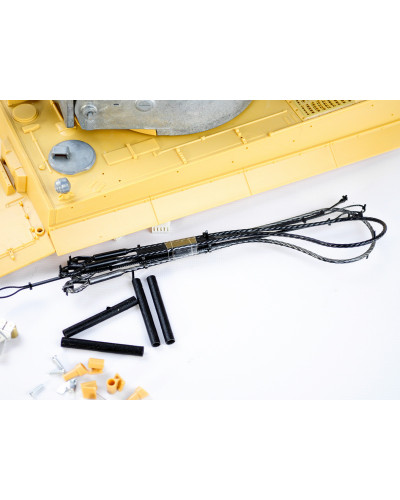 Металлическая башня с пластиковым корпусом с ИК-пушкой (без инфракракр. приемн.)