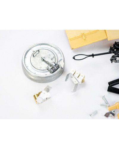 Металлическая башня с пластиковым корпусом с ИК-пушкой (без инфракракр. приемн.)