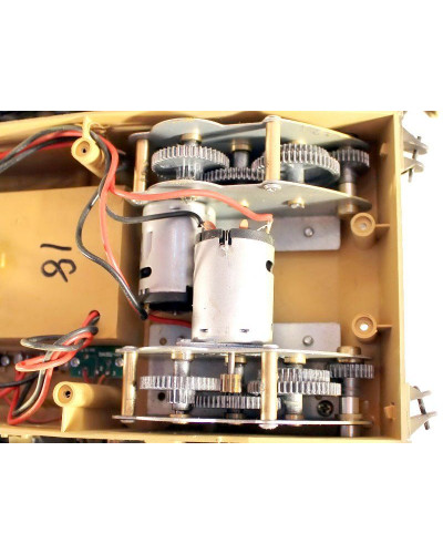 Р/У танк Taigen 1/16 Dak PZ.Kpfw. IV Ausf. F-1 (Германия) 2.4G RTR Р/У танк Taigen 1/16 Dak PZ.Kpfw. IV Ausf. F-1 (Германия) 2.4G RTR