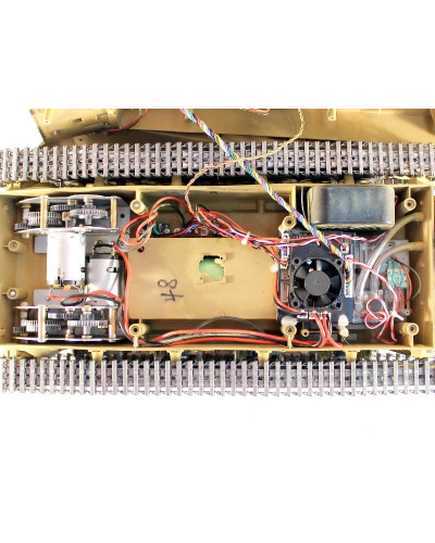 Р/У танк Taigen 1/16 Dak PZ.Kpfw. IV Ausf. F-1 (Германия) HC 2.4G RTR Р/У танк Taigen 1/16 Dak PZ.Kpfw. IV Ausf. F-1 (Германия) HC 2.4G RTR