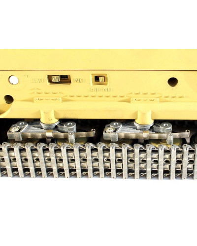 Р/У танк Taigen 1/16 Dak PZ.Kpfw. IV Ausf. F-1 (Германия) HC 2.4G RTR Р/У танк Taigen 1/16 Dak PZ.Kpfw. IV Ausf. F-1 (Германия) HC 2.4G RTR