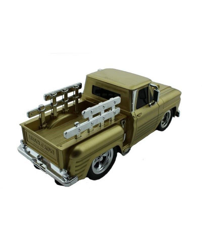 Р/У пикап из серии "Muscle Сar" с тюнингом 1/16 + свет + звук