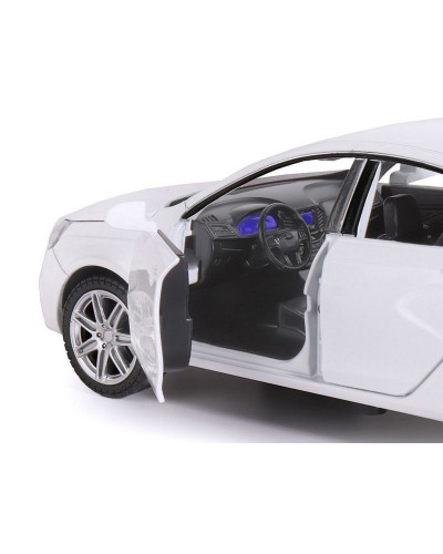 Машина "АВТОПАНОРАМА" LADA VESTA седан, 1/24,  белый, свет. звук. эффекты, в/к 24,5*12,5*10,5 см