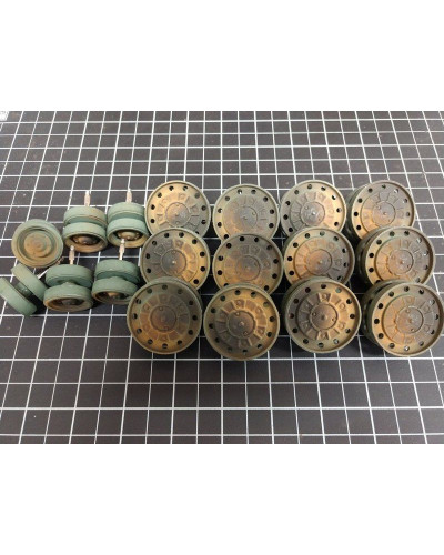 Опорные 12шт и поддерживающие 6шт  катки (металл ) для танка КВ-1 и КВ-2