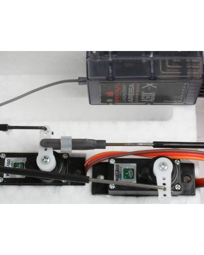 Радиоуправляемый самолет HobbyZone Mini Apprentice RTF (технология SAFE)