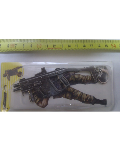 Брелок-сувенир автоматы из металла серии "Cross Fire" М16, FAMAS