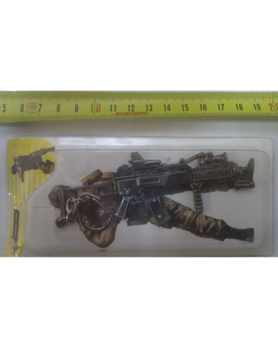 Брелок-сувенир автоматы из металла серии "Cross Fire" М16, FAMAS