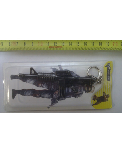 Брелок-сувенир автоматы из металла серии "Cross Fire" М16, FAMAS