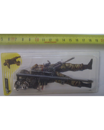 Брелок-сувенир автоматы из металла серии "Cross Fire" М16, FAMAS