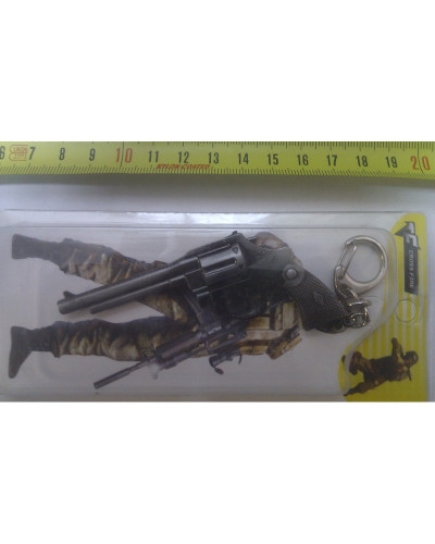 Брелок-сувенир автоматы из металла серии "Cross Fire" М16, FAMAS