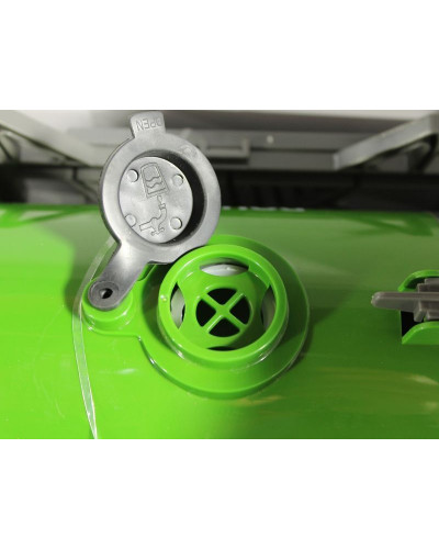 Радиоуправляемый сельскохозяйственный трактор с поливальной установкой Double Eagle 1:16