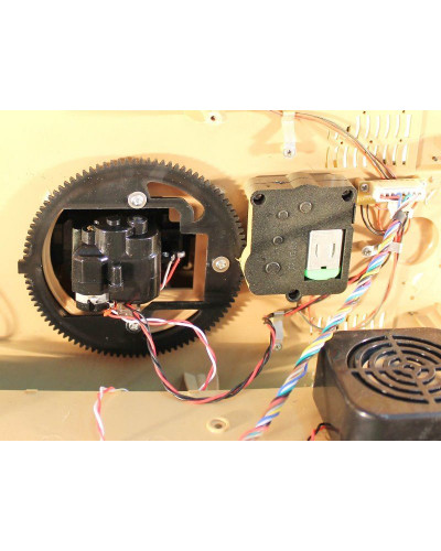 P/У танк Taigen 1/16 Tiger 1 (Германия, поздняя версия) 2.4G RTR песочный