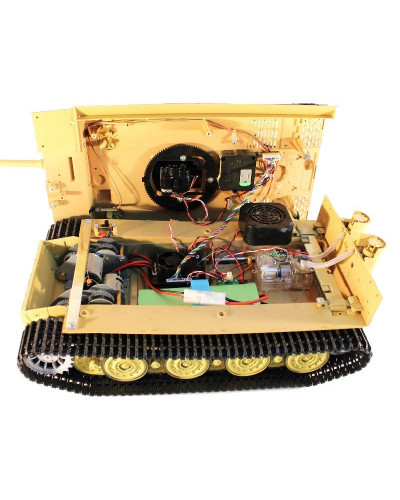 P/У танк Taigen 1/16 Tiger 1 (Германия, поздняя версия) 2.4G RTR песочный