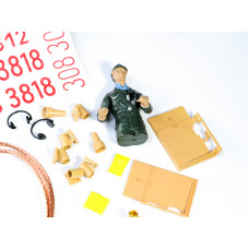 Набор наклеек и аксессуаров для танка Tiger 1 (поздняя версия, пластиковое шасси), неокрашен