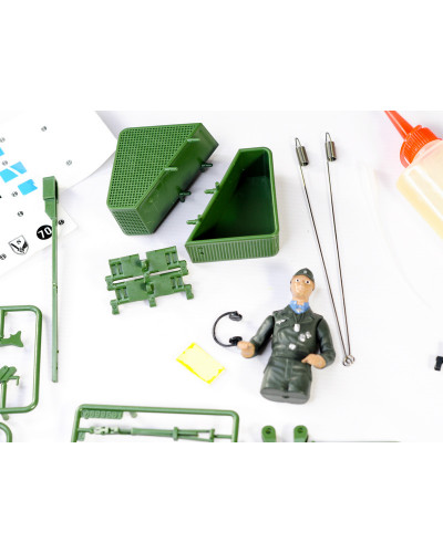 Комплект аксессуаров для танка Leopard 2A6 (полный комплект), неокрашен.