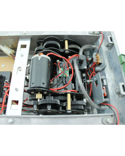 Металлическое шасси для танка Leopard 2A6 (full set, редуктора, электроника)