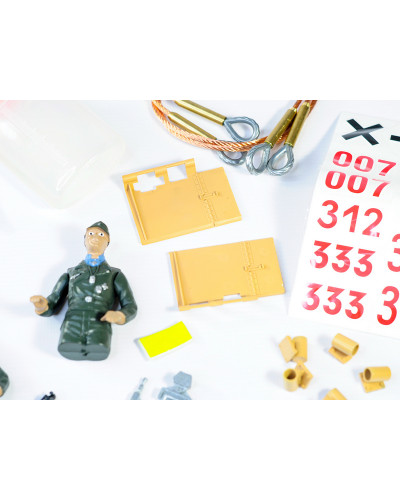 Набор наклеек и аксессуаров для танка Tiger 1 (поздняя версия, металлическое шасси), неокрашен