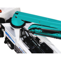 Машина "АВТОПАНОРАМА" Volvo бетононасос, белый, 1/50, свет, звук, в/к 28*14*10 см